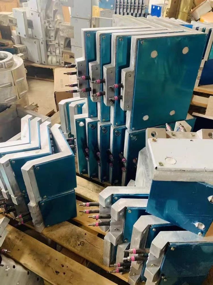 Cast aluminum heaters